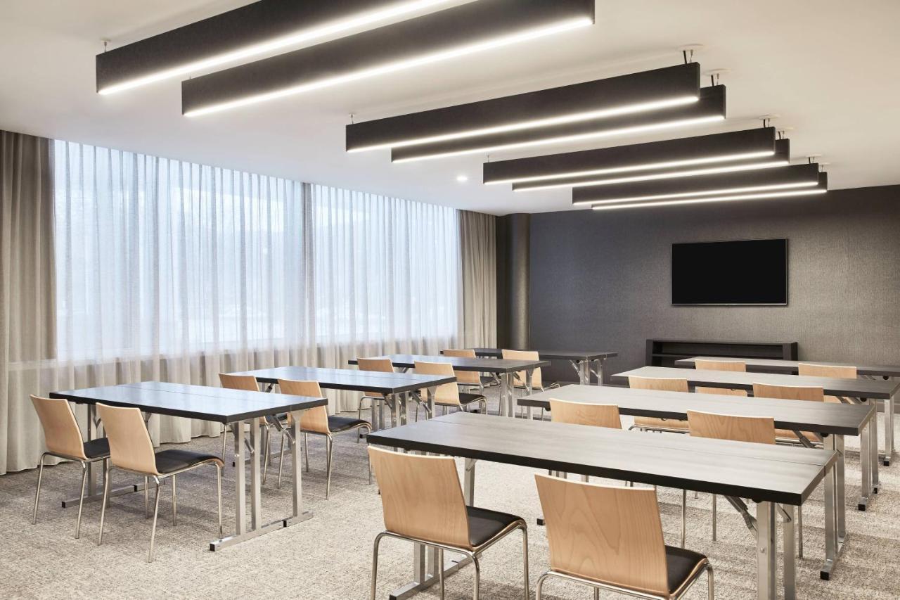Ac Hotel By Marriott Плезантън Екстериор снимка